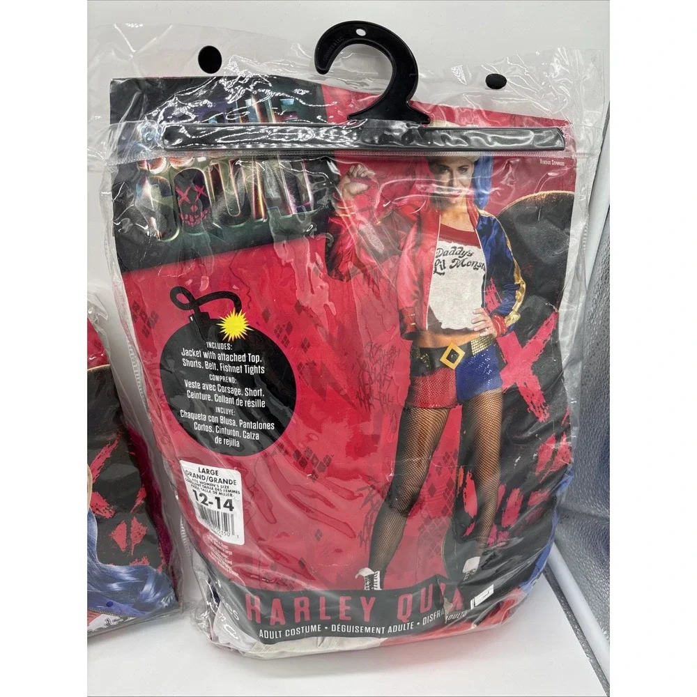 Harley Quinn‎ Women's Costume Size Large With Black fishnet stockings & wig